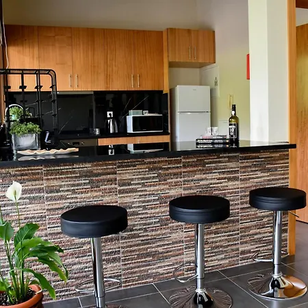 Vallera House Ii *